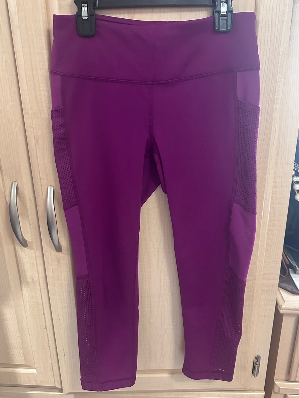 Yogalicious Burgundy Women's Active Leggings